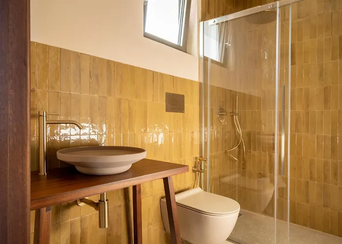 לינה וארוחת בוקר Botanico & 4*