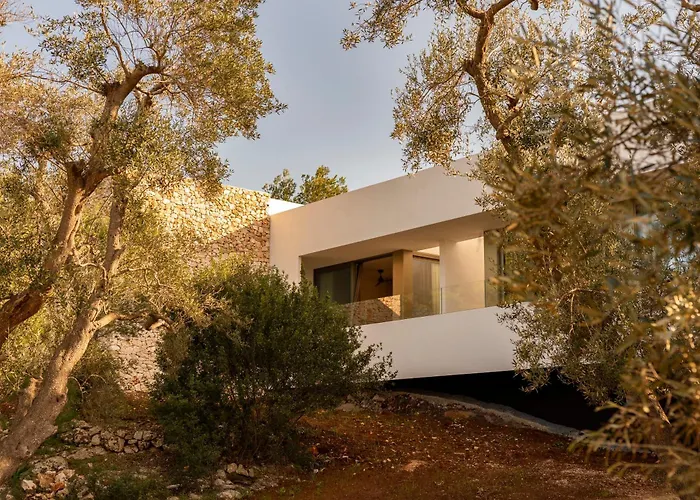 Botanico & לינה וארוחת בוקר 4*